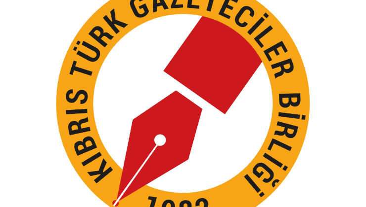 Gazeteciler Birliği’nden kınama: “Meslektaşımız Girne Mahkemesi’nde zanlı yakını tarafından tehdit edildi”