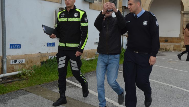 Demirhan’da meydana gelen sirkat suçundan tutuklanan Ercümet Şen mahkemeye çıkarıldı