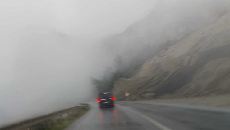 Karaağaç-Alevkayası yolunda yoğun sis