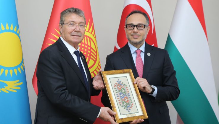 Başbakan Ünal Üstel, TÜRKPA Genel Sekreteri Ramil Hasan ile bir araya geldi