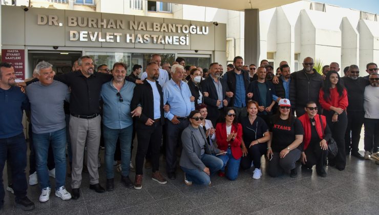 Sendikalar, Burhan Nalbantoğlu Devlet Hastanesi’ne giderek sağlık çalışanlarına teşekkür edip destek belirtti