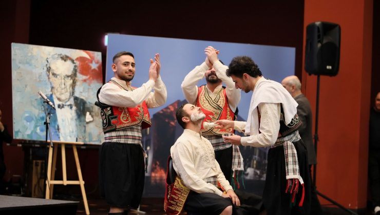 Gazimağusa Belediyesi Halk Dansları Topluluğu, KKTC’yi temsilen Berlin’de sahne aldı