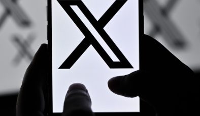 İngiltere’deki bir araştırmaya göre X, 13 yaşındaki çocuklara cinsel içerikli paylaşımlar öneriyor