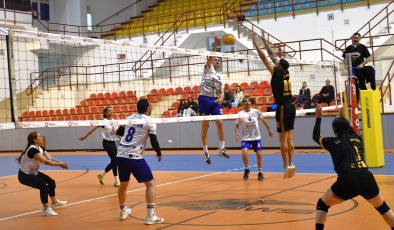 2. DAÜ Şampiyon Melekler Voleybol Anı Turnuvası tamamlandı
