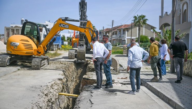 Kerpiçevler Sokak bölgesinde kanalizasyon altyapı çalışmaları sürüyor