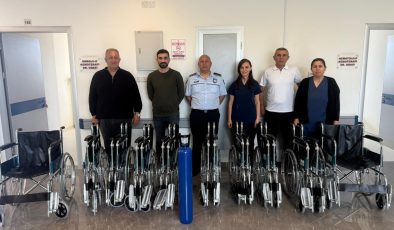 Kıbrıs Türk Polis Mensupları Derneği’nden, Onkoloji Bölümü’ne bağış