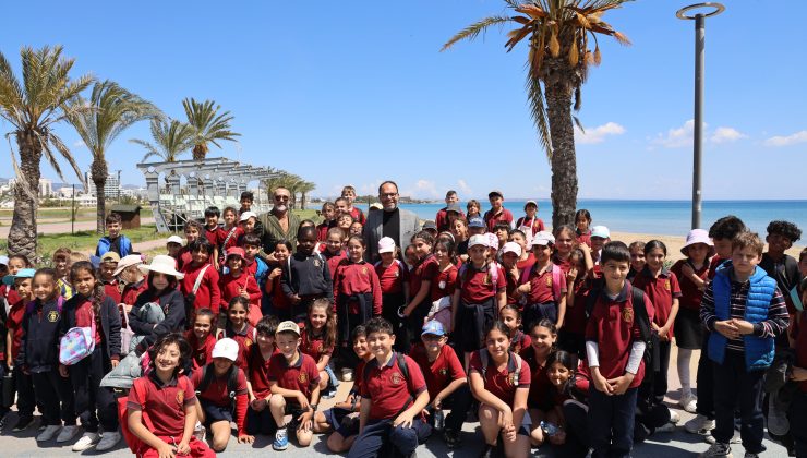 Sadıkoğlu: “23 Nisan yalnızca bayram değil, çocuklara verilen değerin göstergesi”