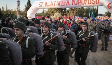 Çanakkale’de destanlaşan 57. Alay’ın kahramanları, muharebelerin 111. yılında Conkbayırı’nda anıldı
