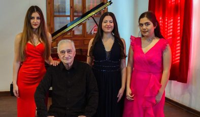 Kasimov ve öğrencileri 4 Mayıs’ta Bellapais’te sahne alacak