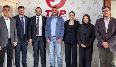 Çeler: “Ülkenin kaderini gençler yazacak”