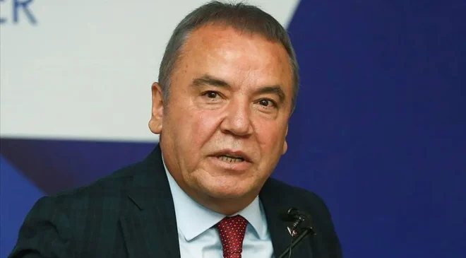 Muhittin Böcek’in gelini dahil üç kişi hakkında gözaltı kararı