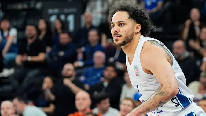 Anadolu Efes, Panathinaikos deplasmanında
