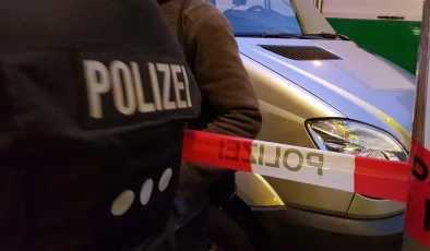 25 rehine, patlatılan kasalar! Banka soyguncuları tünel kazarak kaçtı