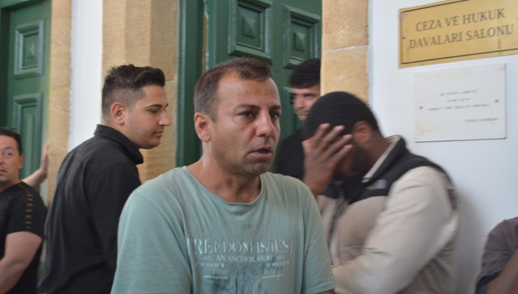 Gönyeli’de meydana sirkat suçundan tutuklanan Bahman Shaban mahkemeye çıkarıldı.