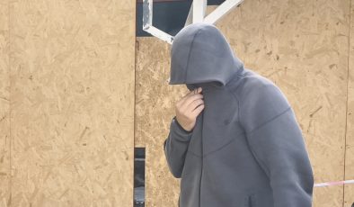 Demirhan’da meydana gelen “Kanunsuz Uyuşturucu Madde Tasarrufu” suçundan tutuklanan zanlı Osman Kaylak mahkeme huzuruna çıkarıldı.