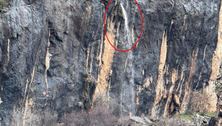 Dağ delindi, su 20 metre yüksekten fışkırdı! Gören hayran kaldı