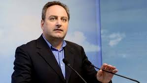 AKEL Genel Sekreteri Stefanu Atina’da