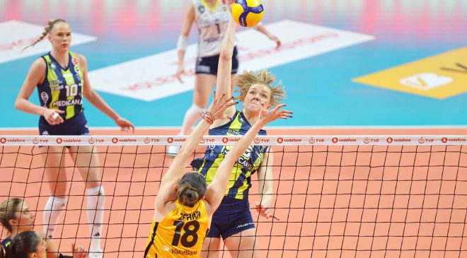Fenerbahçe Medicana forması giyen Agnieszka Korneluk kariyerini noktaladı