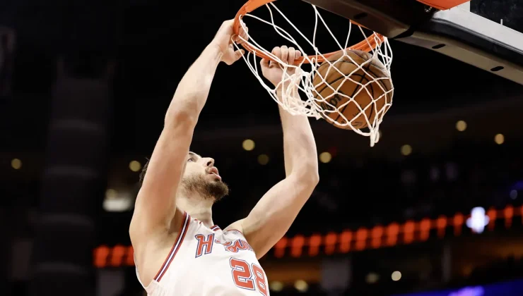 Houston Rockets’tan 3’te 3: Alperen Şengün’den double-double