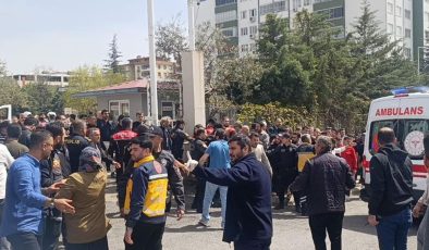 Kanlı okul baskınını duyan olay yerine koştu