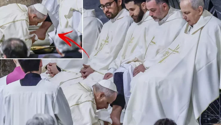 Papa Leo, 12 rahibin ayaklarını yıkadı, kuruladı ve öptü