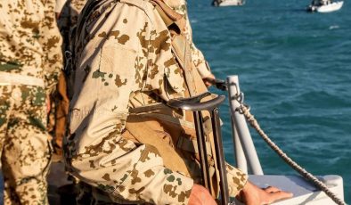 Saat verildi! Babül Mendeb Boğazı’nda askeri gerilim iddiası