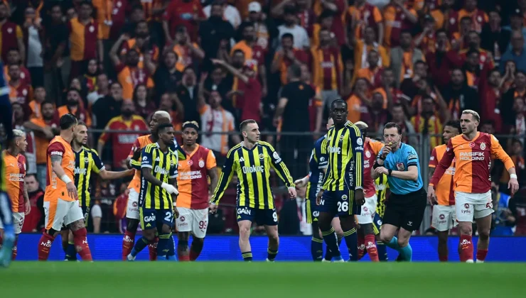 Talisca penaltıyı kaçırdı, Fenerbahçeliler kahroldu