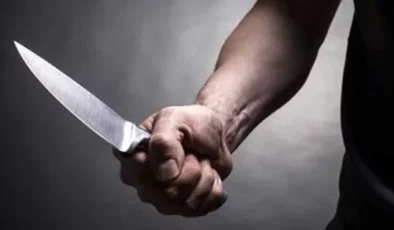 3 genci bıçaklayarak 1200 euro çaldılar