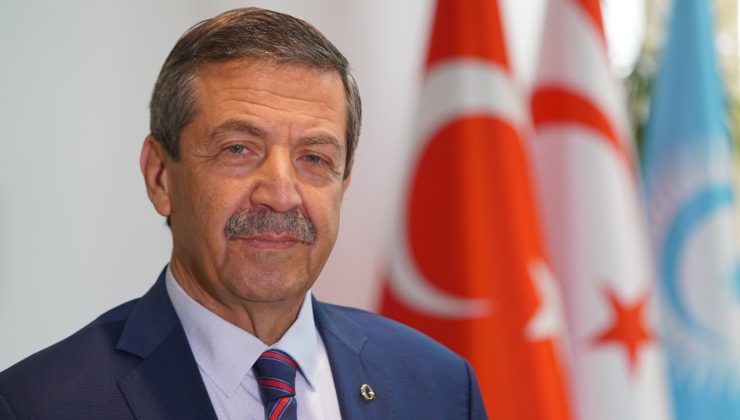 Bakan Ertuğruloğlu TRT’nin 62. kuruluş yıl dönümünü kutladı