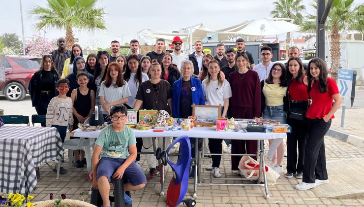 Hemşirelik ve diyetisyenlik öğrencileri yararına kermes