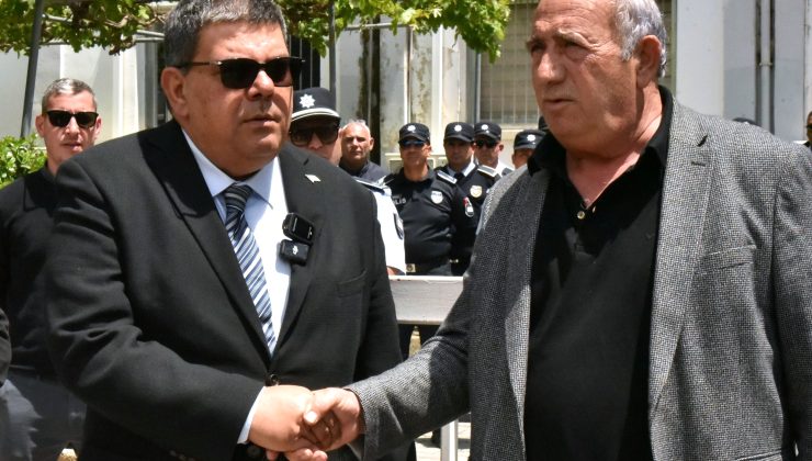 Kar-İş’ten Maliye Bakanlığı önünde eylem… Berova’nın daveti üzerine toplantı yapıldı, uzlaşıya varıldı
