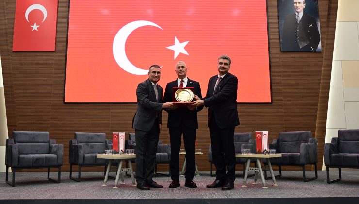 Türkiye-KKTC Ekonomik İlişkilerin Güçlendirilmesi Toplantısı düzenlendi