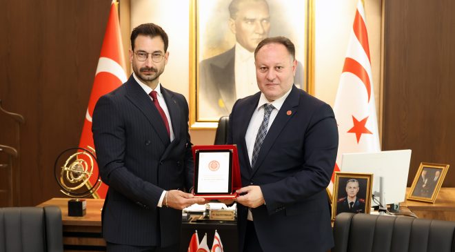 Öztürkler: “Yiğitcan Hekimoğlu gibi sporcularımızın başarıları gençlerimize ilham veriyor”
