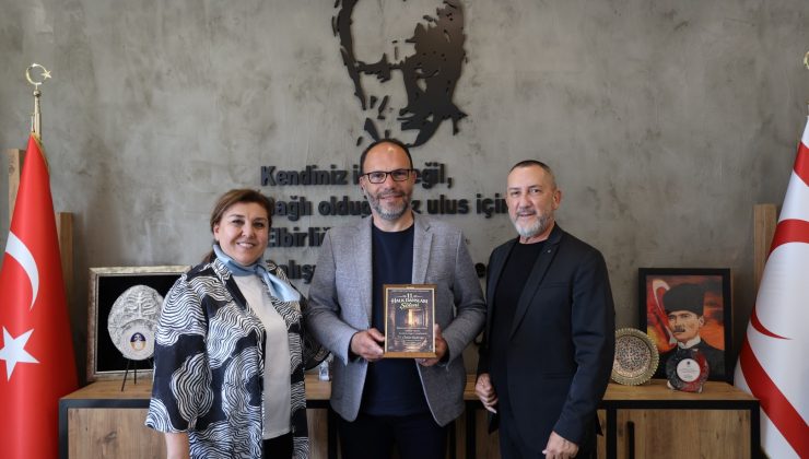 Kıbrıs Türk Halk Dansları Federasyonu, İskele Belediye Başkanı Sadıkoğlu’nu ziyaret etti