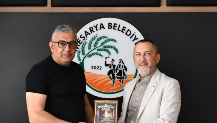 Kıbrıs Türk Halk Dansları Federasyonu Başkanı Kadirağa, Mesarya Belediye Başkanı Latif’i ziyaret etti