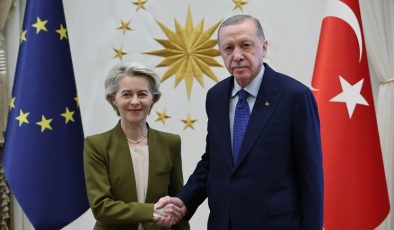 Erdoğan, AB Komisyonu Başkanı ile görüştü: “Doğu Akdeniz ve Kıbrıs sorunu da ele alındı”