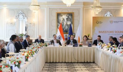 Hristodulidis Hindistan’da temaslarda bulunuyor