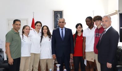 Çavuşoğlu: “Başarılı sporcularımıza burs sağlanması için YTB ile çalışma yürütüyoruz”