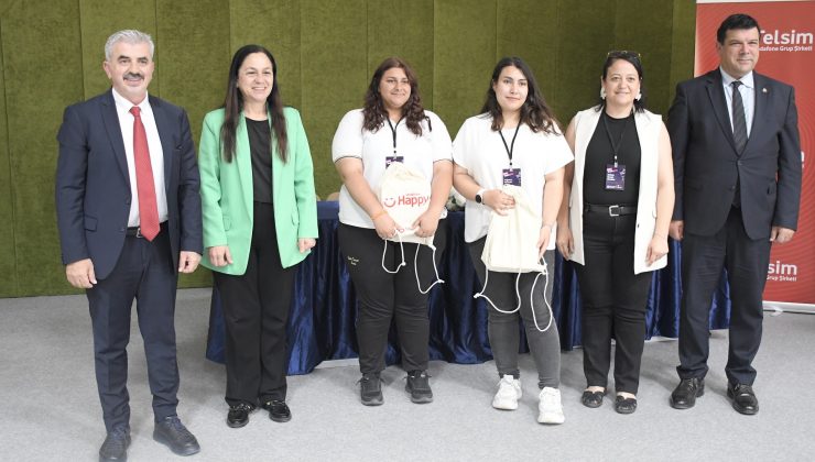 DAÜ TechGirls Komitesi’nin düzenlediği liseler arası bilişim yarışması yapıldı