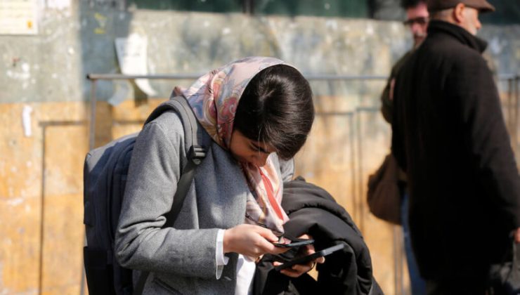İran’a aylar sonra uluslararası internet erişimi