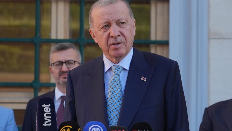 Türkiye Cumhurbaşkanı Erdoğan, bayram namazını Büyük Çamlıca Camisi’nde kıldı