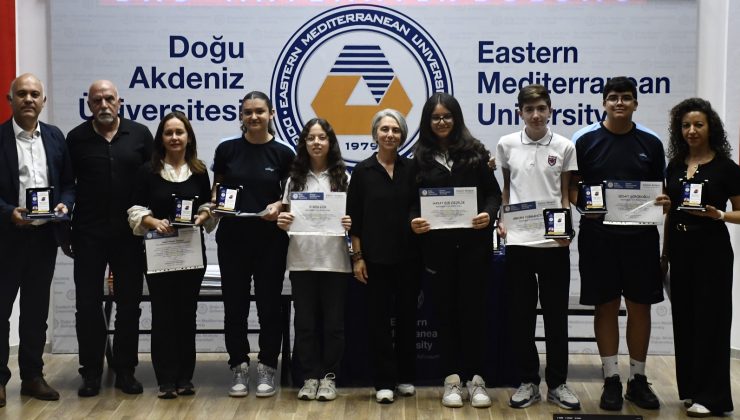 DAÜ 4. Ali Karasel Ortaokullar Arası Matematik Yarışması’nda ödüller verildi