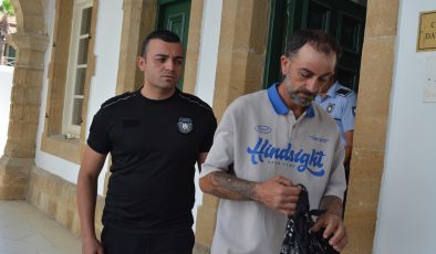 Alayköy’de meydana gelen şiddet tehdidi ve ciddi darp suçlarından tutuklanan Rezvan Balçık mahkemeye çıkarıldı.