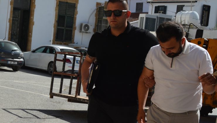 Lefkoşa’da meydana gelen sirkat suçundan tutuklanan Soner Aykut mahkemeye çıkarıldı.