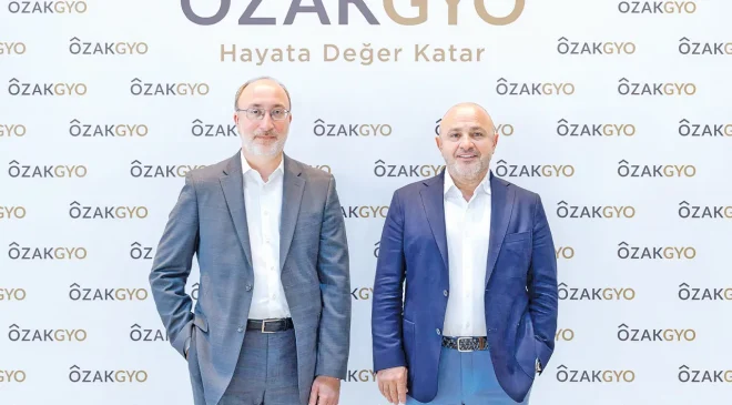 Ahmet Akbalık: Türkiye, finans ve transit ticaretin merkezi olabilir