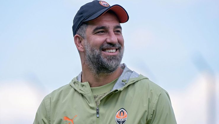 Arda Turan hem Fenerbahçe’nin hem de Galatasaray’ın yıldızını istiyor