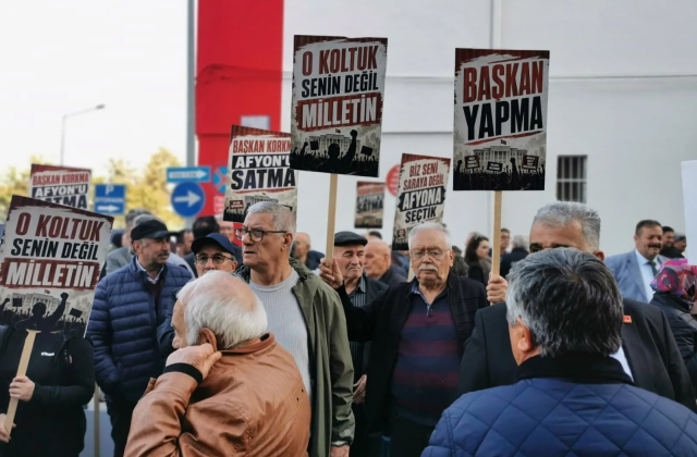 Burcu Köksal’ın AK Parti’ye geçeceği iddiası Afyon’u ayağa kaldırdı