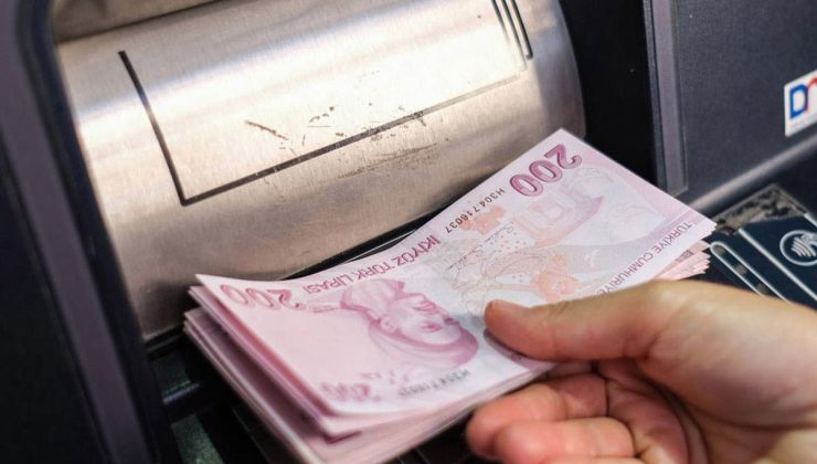 Tarihler belli oldu! Emeklilerin hesabına bu ay iki ödeme birden yatacak