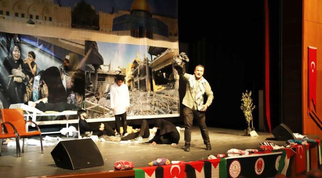 Gazze Dramı Tiyatroyla Anlatıldı