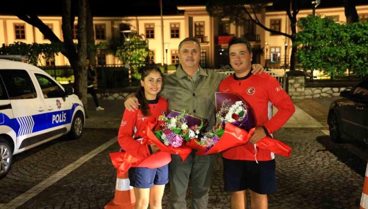 Muğla’da şampiyonlara görkemli karşılama